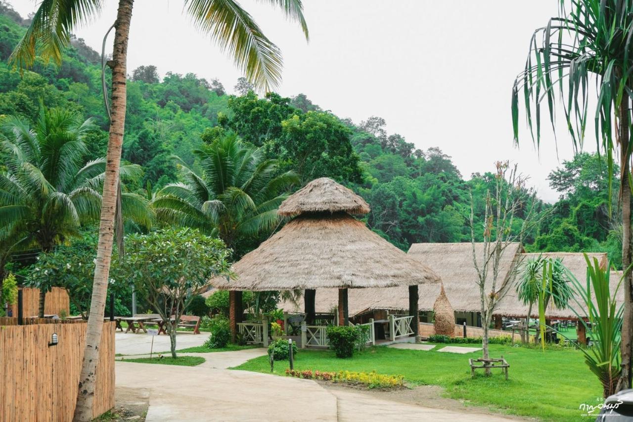 Saiyok Mantra Resort Ban Huai Maenam Noi Екстериор снимка