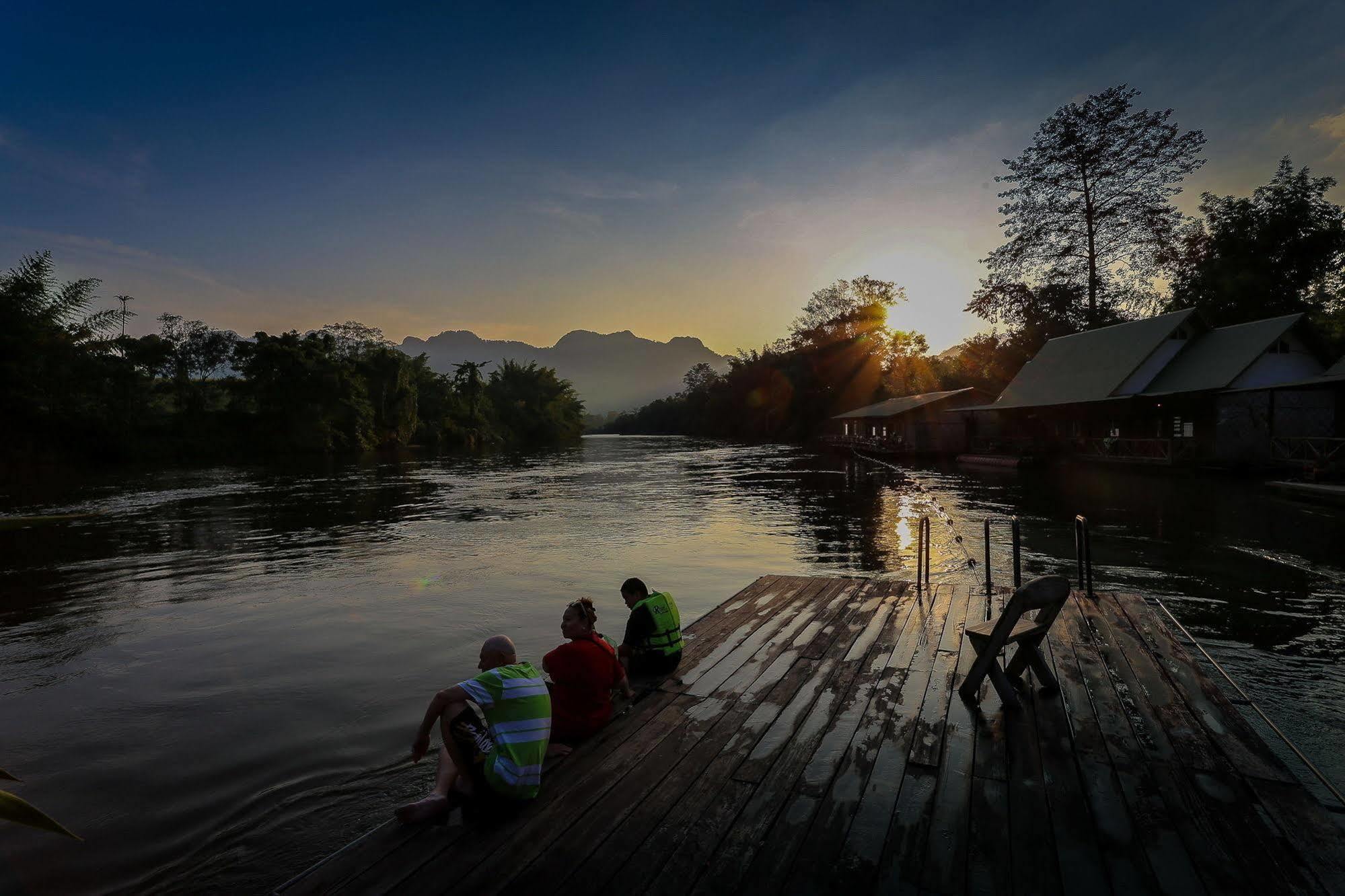 Saiyok Mantra Resort Ban Huai Maenam Noi Екстериор снимка