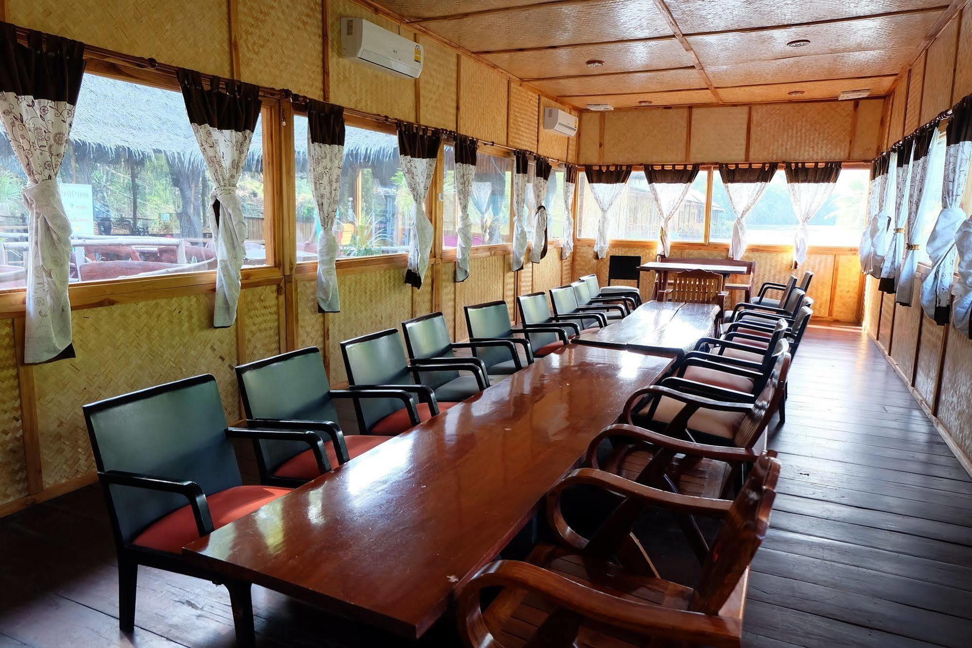 Saiyok Mantra Resort Ban Huai Maenam Noi Екстериор снимка
